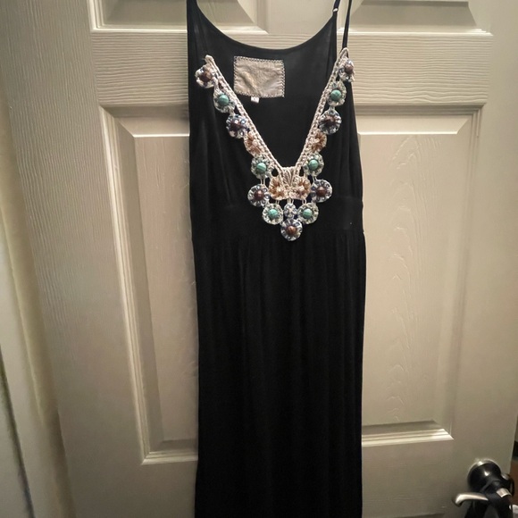 Soul Revival Black Midi Dress with Turquoise and Brown Accents - Picture 2 of 4